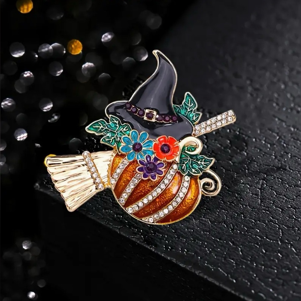Halloween Witchy Pumpkin Brooch Pin